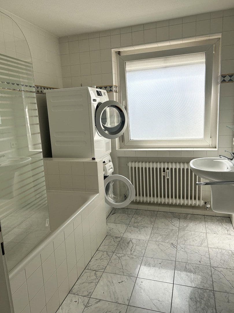 2 bedroom with open-plan kitchen flat to rent, 89 m², Kästnerstr. 4, Bietigheim-Bissingen, Baden-Württemberg 2 bedroom with open-plan kitchen flat to rent, 89 m², Kästnerstr. 4, Bietigheim-Bissingen, Baden-Württemberg