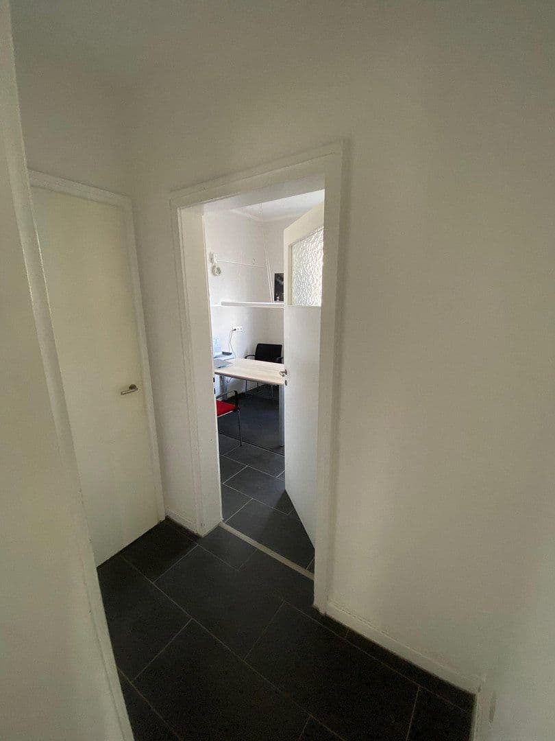 office to rent, 120 m², Fritz-Bauer-Straße, Darmstadt, Hesse office to rent, 120 m², Fritz-Bauer-Straße, Darmstadt, Hesse