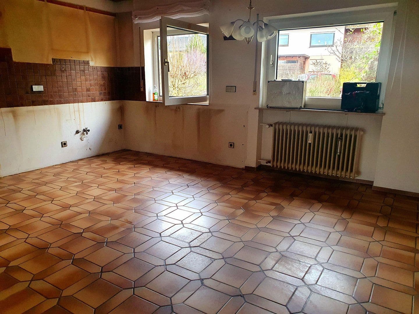 house for sale, 197 m², Buchen (Odenwald), Baden-Württemberg house for sale, 197 m², Buchen (Odenwald), Baden-Württemberg