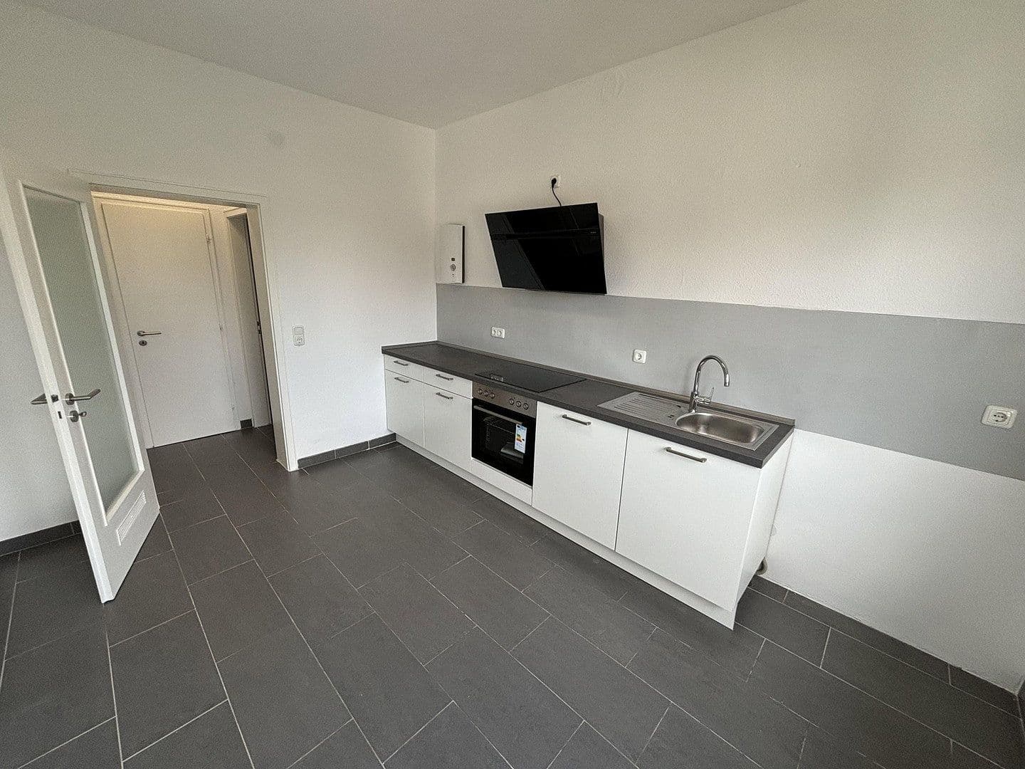 3 bedroom flat to rent, 98 m², Goebenplatz 8, Düren, North Rhine-Westphalia 3 bedroom flat to rent, 98 m², Goebenplatz 8, Düren, North Rhine-Westphalia