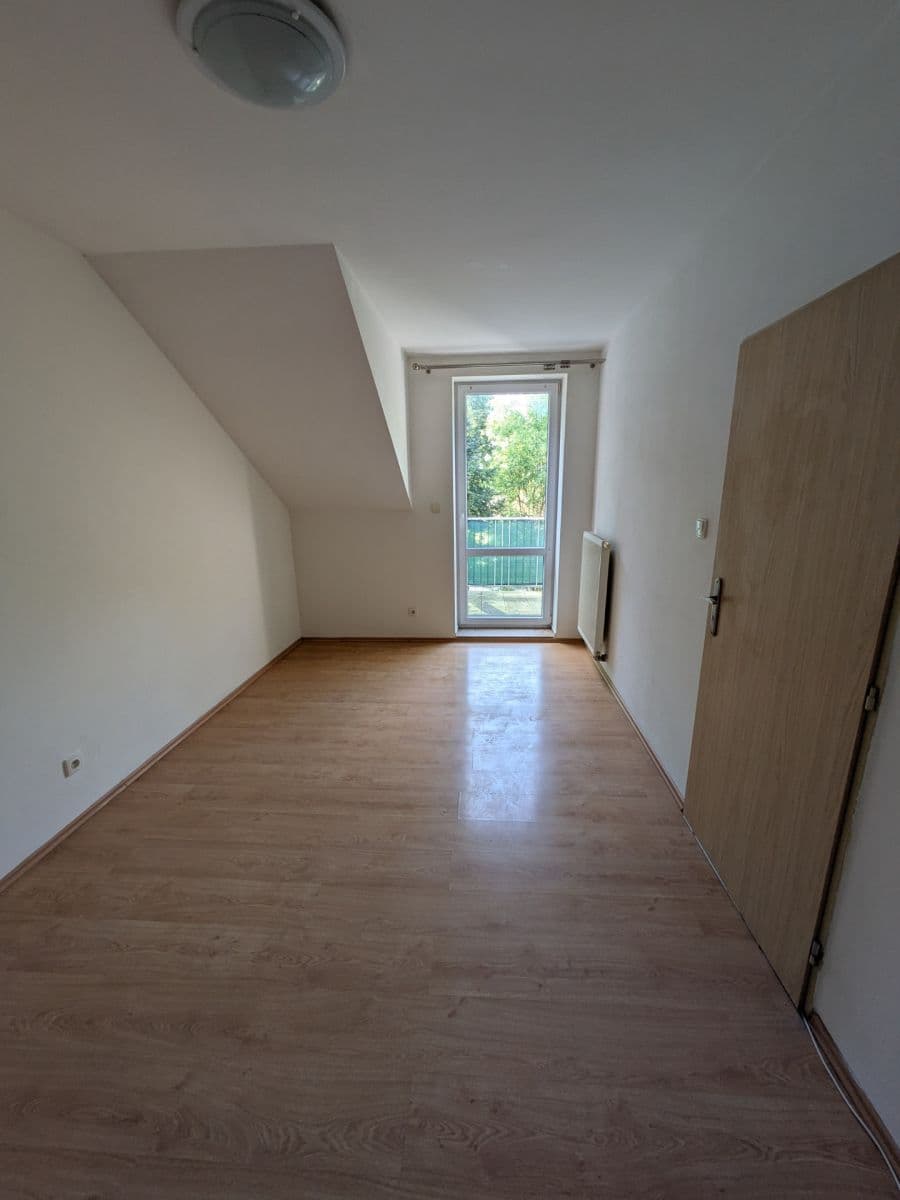 2 bedroom with open-plan kitchen flat to rent, 60 m², Mincovní, Kutná Hora, Středočeský Region 2 bedroom with open-plan kitchen flat to rent, 60 m², Mincovní, Kutná Hora, Středočeský Region