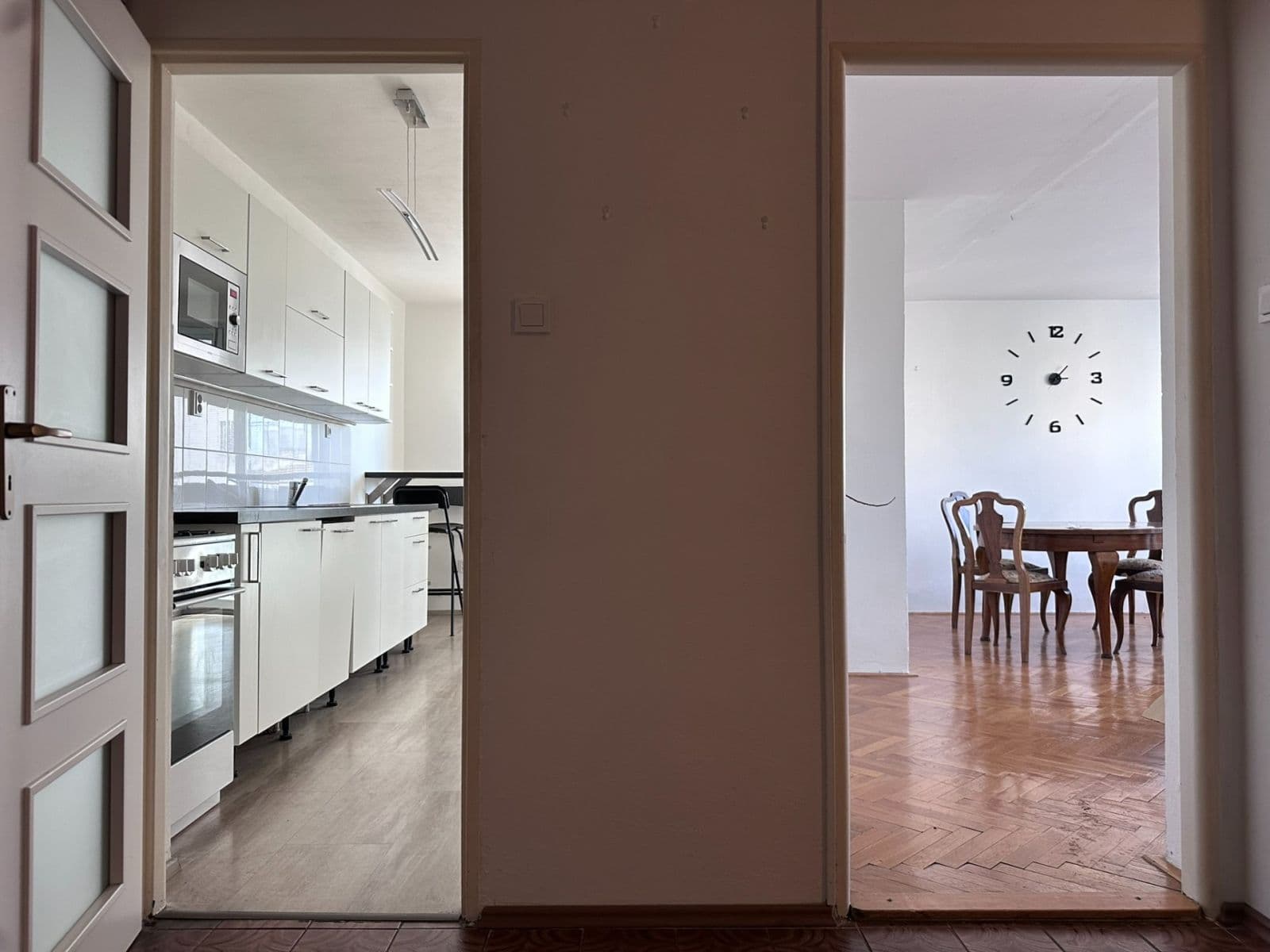 1 bedroom with open-plan kitchen flat for sale, 89 m², Česká, Prague, Prague 1 bedroom with open-plan kitchen flat for sale, 89 m², Česká, Prague, Prague