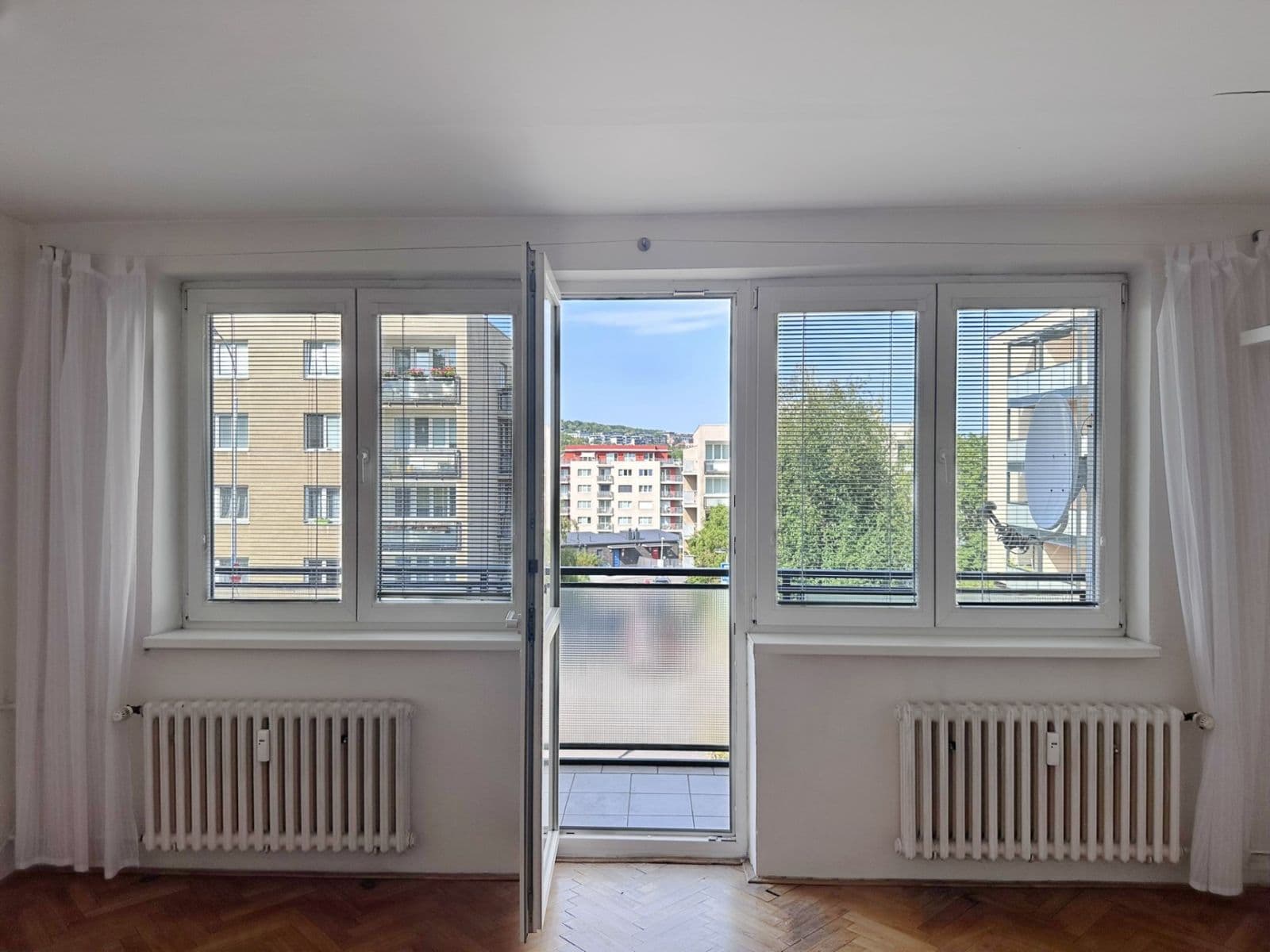 1 bedroom with open-plan kitchen flat for sale, 89 m², Česká, Prague, Prague 1 bedroom with open-plan kitchen flat for sale, 89 m², Česká, Prague, Prague