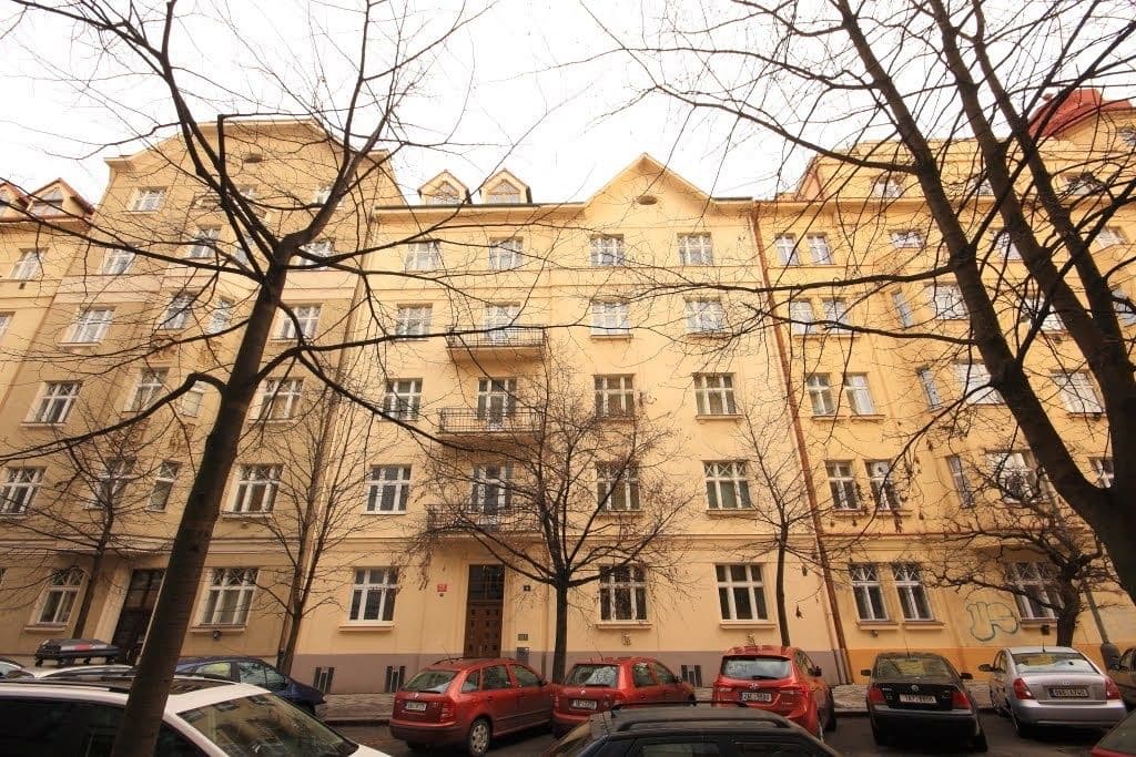 3 bedroom with open-plan kitchen flat to rent, 144 m², Kolínská, Prague, Prague 3 bedroom with open-plan kitchen flat to rent, 144 m², Kolínská, Prague, Prague
