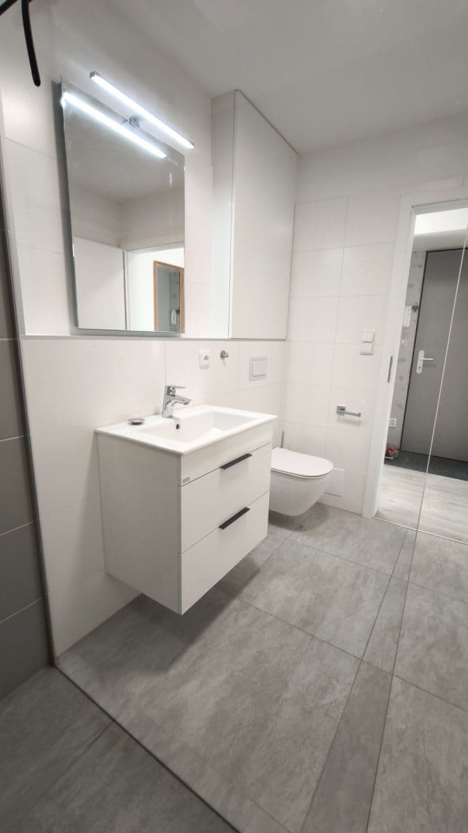 Studio flat to rent, 32 m², Věry Pánkové, Olomouc, Olomoucký Region Studio flat to rent, 32 m², Věry Pánkové, Olomouc, Olomoucký Region