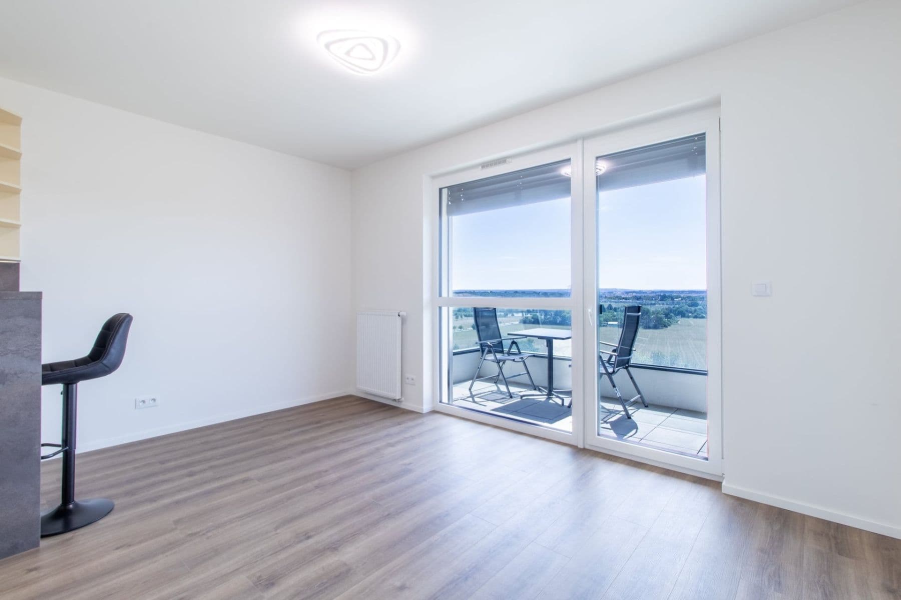 1 bedroom with open-plan kitchen flat to rent, 37 m², Arnošta Valenty, Prague, Prague 1 bedroom with open-plan kitchen flat to rent, 37 m², Arnošta Valenty, Prague, Prague