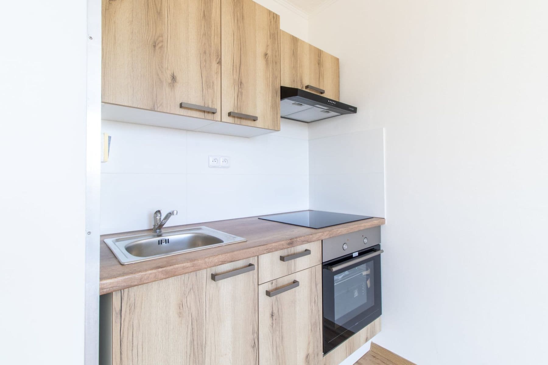 1 bedroom with open-plan kitchen flat to rent, 45 m², Generála Janouška, Prague, Prague 1 bedroom with open-plan kitchen flat to rent, 45 m², Generála Janouška, Prague, Prague