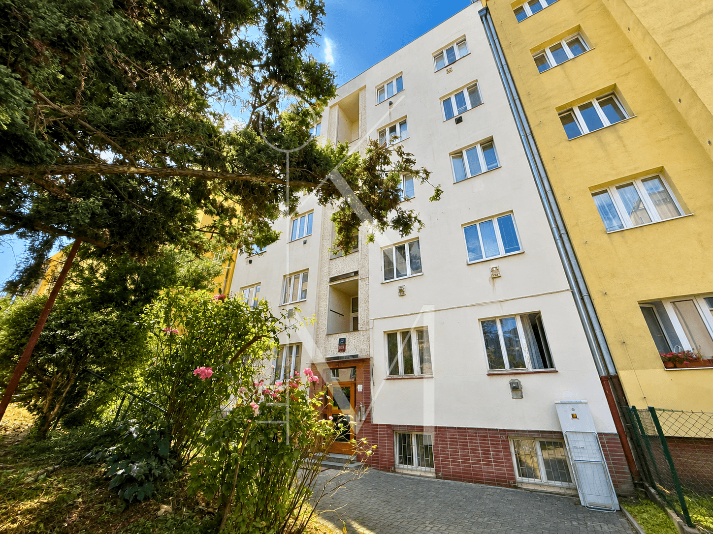 1 bedroom with open-plan kitchen flat to rent, 43 m², Mládeže, Prague, Prague 1 bedroom with open-plan kitchen flat to rent, 43 m², Mládeže, Prague, Prague