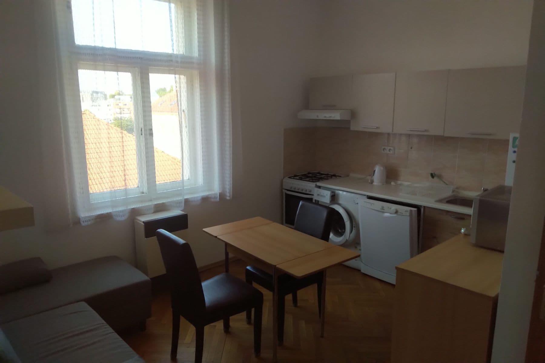 1 bedroom with open-plan kitchen flat to rent, 40 m², Chelčického, Prague, Prague 1 bedroom with open-plan kitchen flat to rent, 40 m², Chelčického, Prague, Prague