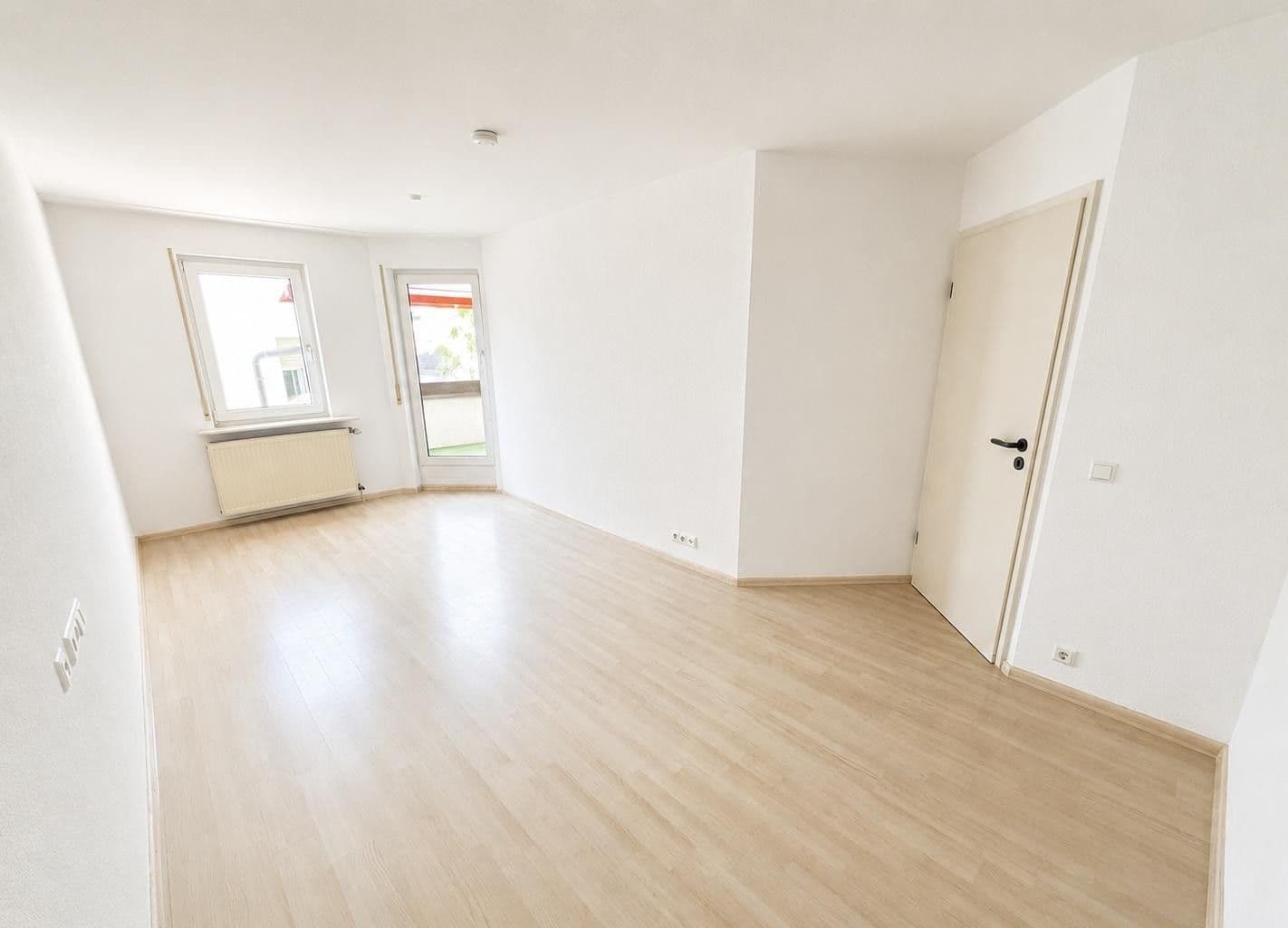 2 bedroom with open-plan kitchen flat for sale, 85 m², Bahnhofstraße, Schwaikheim, Baden-Württemberg 2 bedroom with open-plan kitchen flat for sale, 85 m², Bahnhofstraße, Schwaikheim, Baden-Württemberg