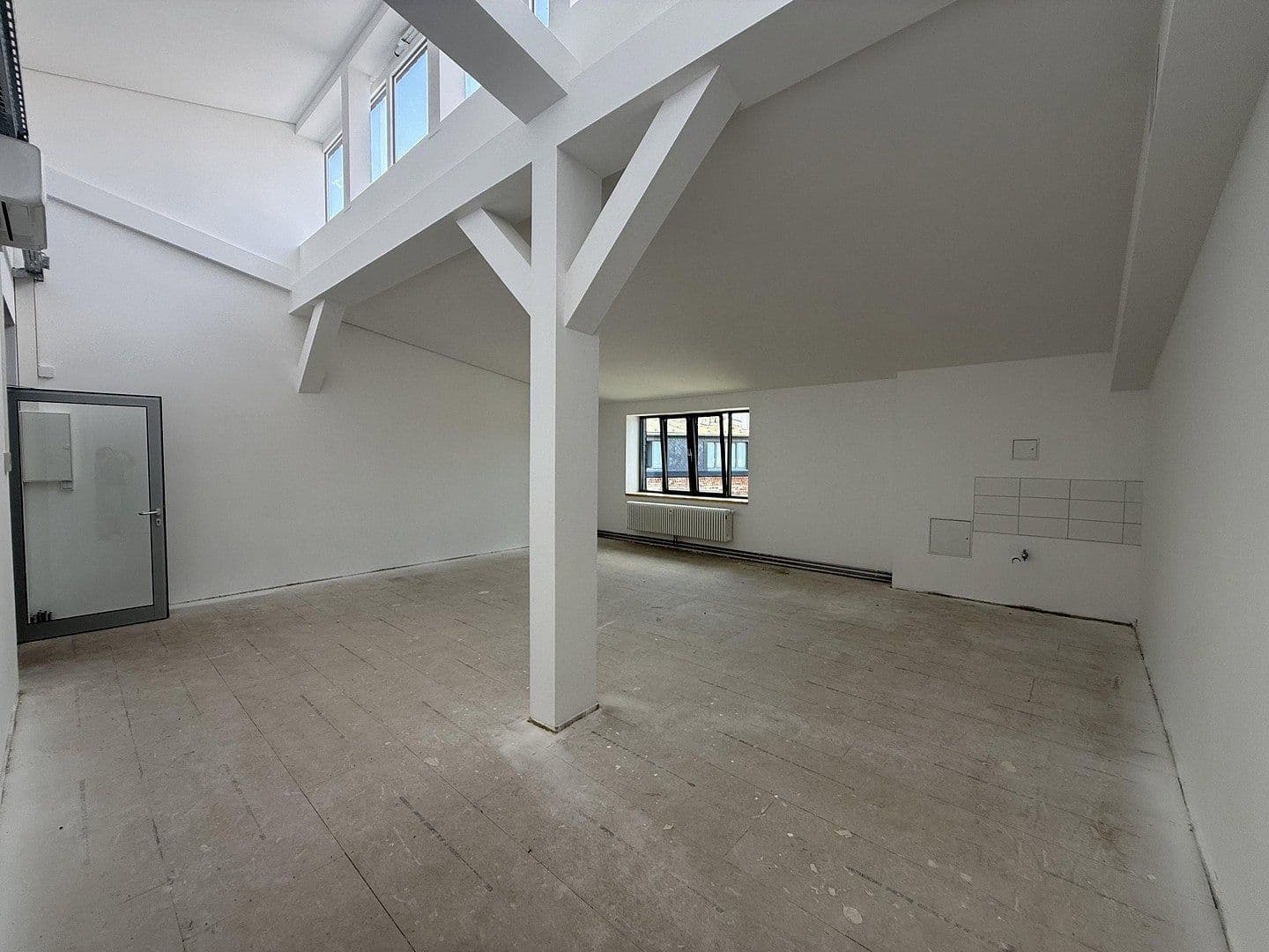office to rent, 57 m², Äußere Oybiner Straße 16, Zittau, Saxony office to rent, 57 m², Äußere Oybiner Straße 16, Zittau, Saxony
