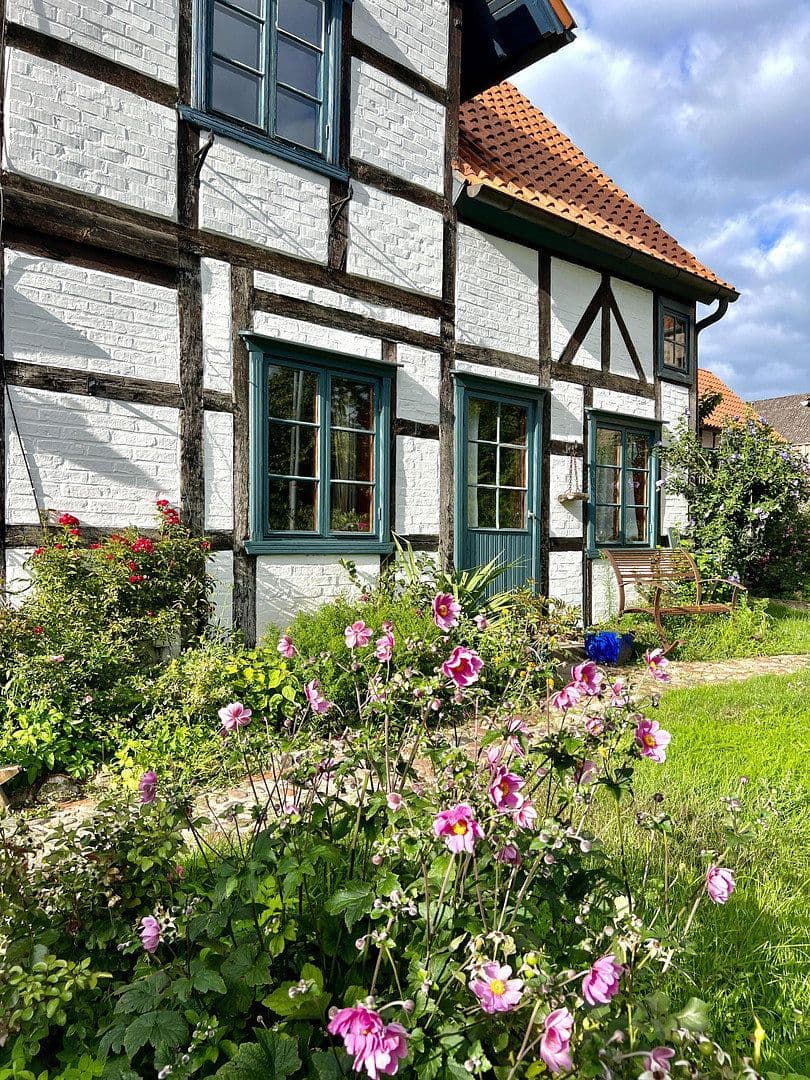 house for sale, 400 m², Im Rundling 21, Lemgow, Lower Saxony house for sale, 400 m², Im Rundling 21, Lemgow, Lower Saxony