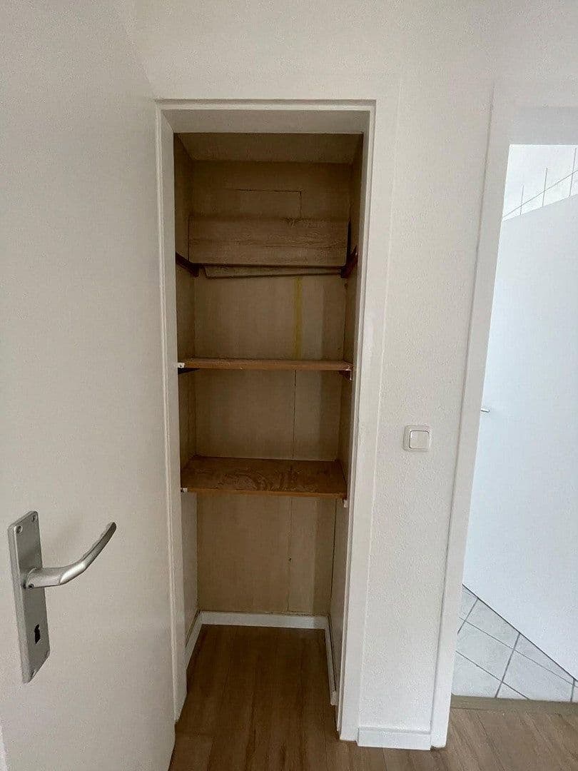 3 bedroom flat to rent, 62 m², Vestische Str. 101, Oberhausen, North Rhine-Westphalia 3 bedroom flat to rent, 62 m², Vestische Str. 101, Oberhausen, North Rhine-Westphalia