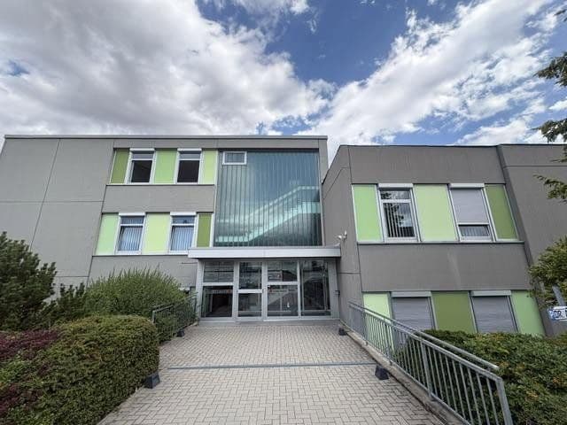 office to rent, 120 m², Schubertstrasse 32, Neu-Anspach, Hesse office to rent, 120 m², Schubertstrasse 32, Neu-Anspach, Hesse