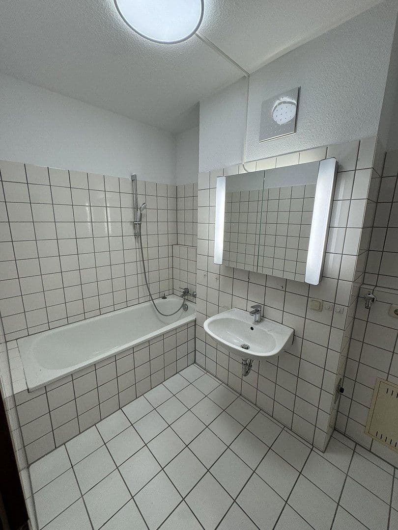 2 bedroom with open-plan kitchen flat to rent, 82 m², Badstr. 2, Pfullingen, Baden-Württemberg 2 bedroom with open-plan kitchen flat to rent, 82 m², Badstr. 2, Pfullingen, Baden-Württemberg