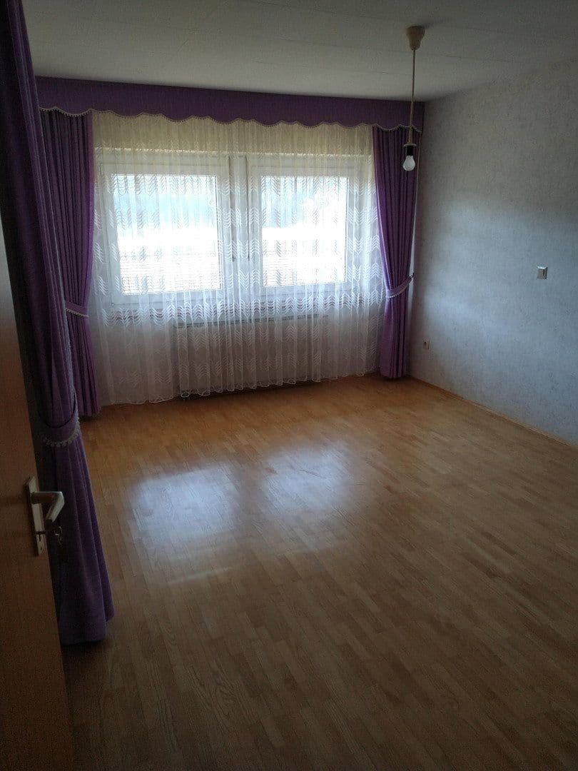 house for sale, 237 m², Furtwangen im Schwarzwald, Baden-Württemberg house for sale, 237 m², Furtwangen im Schwarzwald, Baden-Württemberg