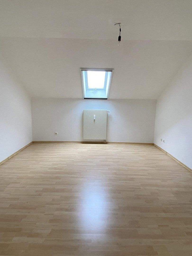 2 bedroom with open-plan kitchen flat to rent, 90 m², Königsdorf, Bavaria 2 bedroom with open-plan kitchen flat to rent, 90 m², Königsdorf, Bavaria