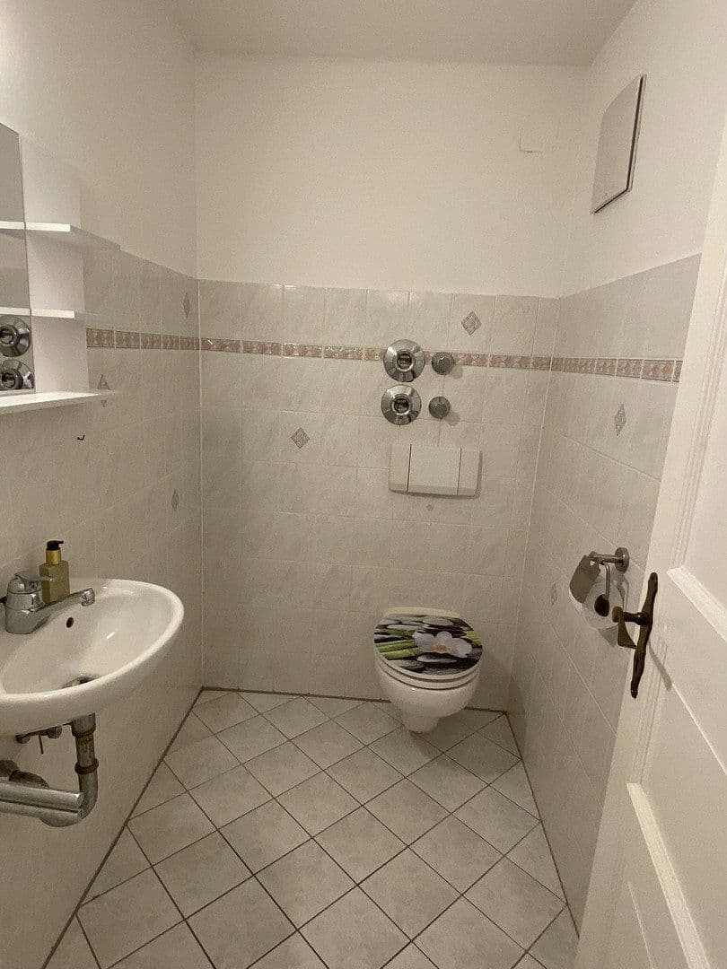 2 bedroom with open-plan kitchen flat to rent, 90 m², Königsdorf, Bavaria 2 bedroom with open-plan kitchen flat to rent, 90 m², Königsdorf, Bavaria