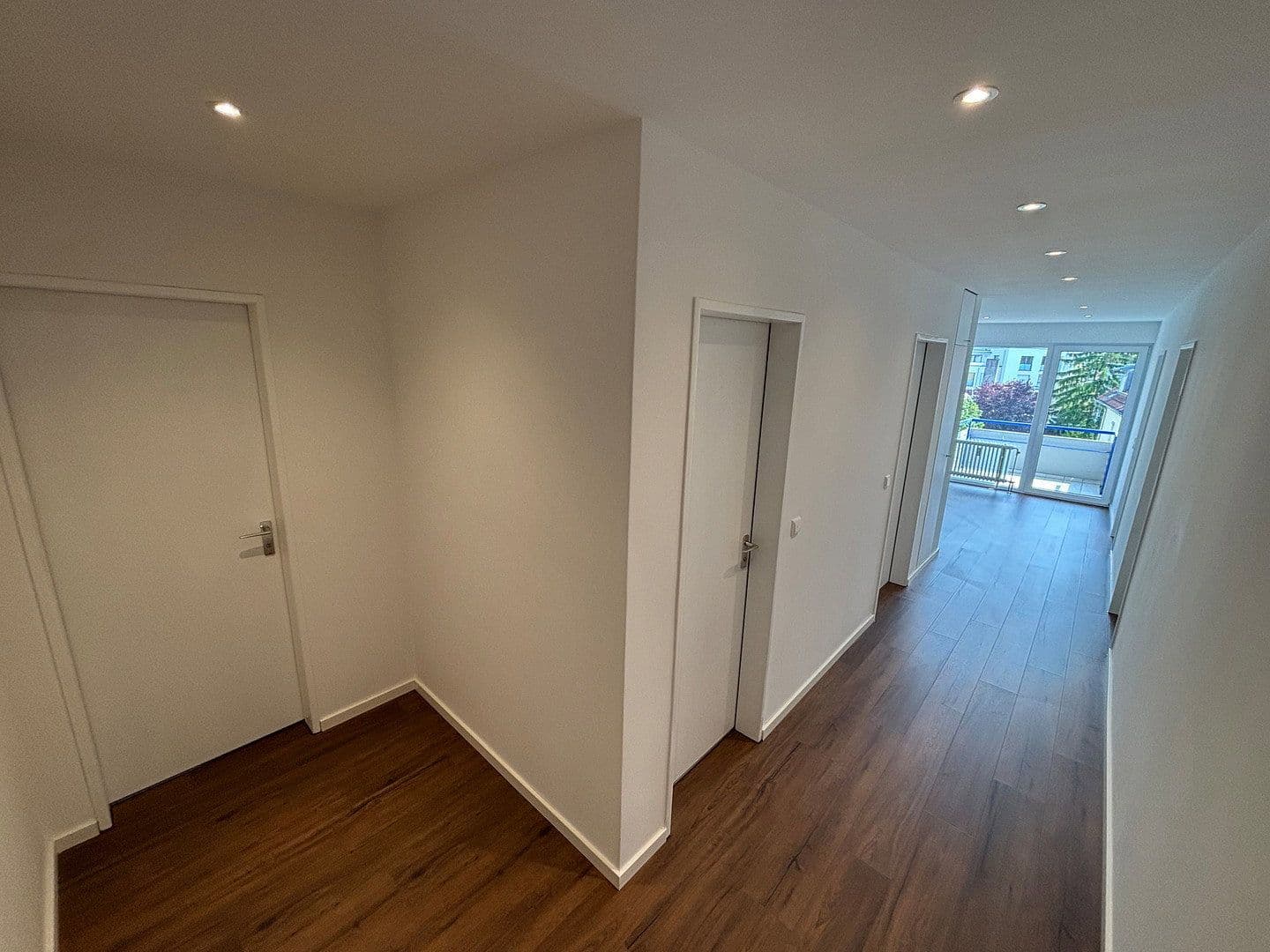 2 bedroom with open-plan kitchen flat to rent, 89 m², Korntal-Münchingen, Baden-Württemberg 2 bedroom with open-plan kitchen flat to rent, 89 m², Korntal-Münchingen, Baden-Württemberg