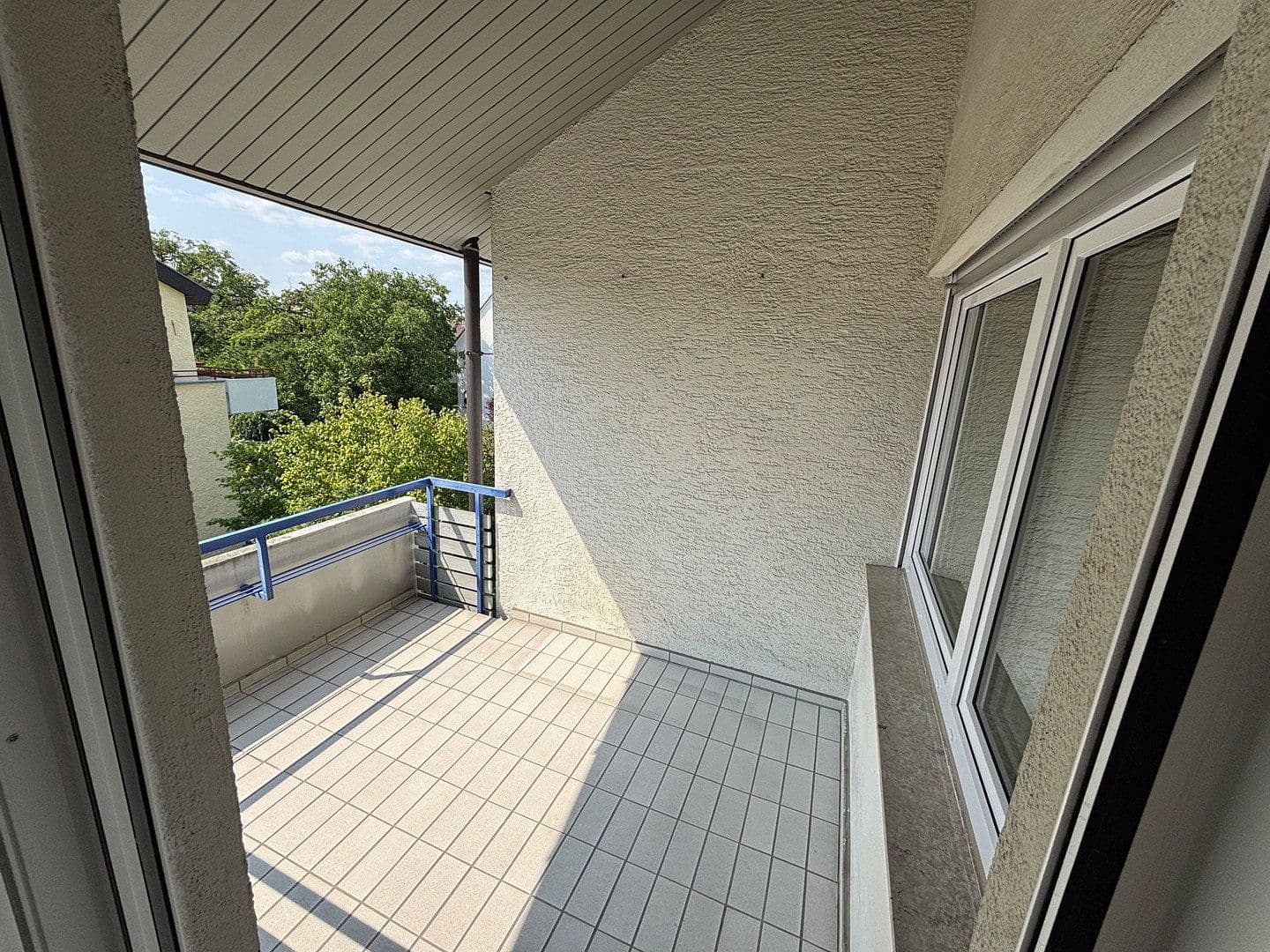 2 bedroom with open-plan kitchen flat to rent, 89 m², Korntal-Münchingen, Baden-Württemberg 2 bedroom with open-plan kitchen flat to rent, 89 m², Korntal-Münchingen, Baden-Württemberg