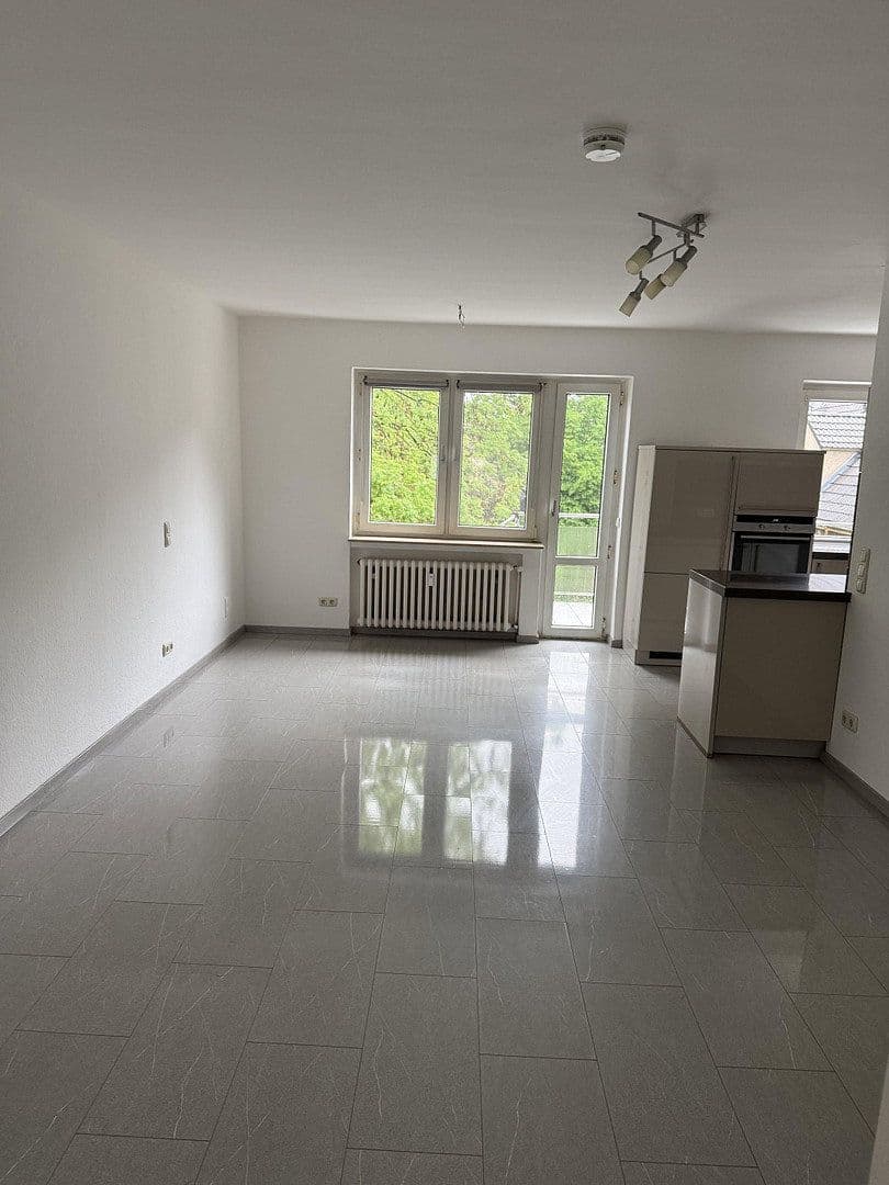 1 bedroom with open-plan kitchen flat to rent, 56 m², Essen, North Rhine-Westphalia 1 bedroom with open-plan kitchen flat to rent, 56 m², Essen, North Rhine-Westphalia