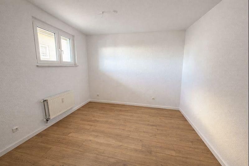4 bedroom flat to rent, 106 m², Langerfelder Straße 115, Wuppertal, North Rhine-Westphalia 4 bedroom flat to rent, 106 m², Langerfelder Straße 115, Wuppertal, North Rhine-Westphalia