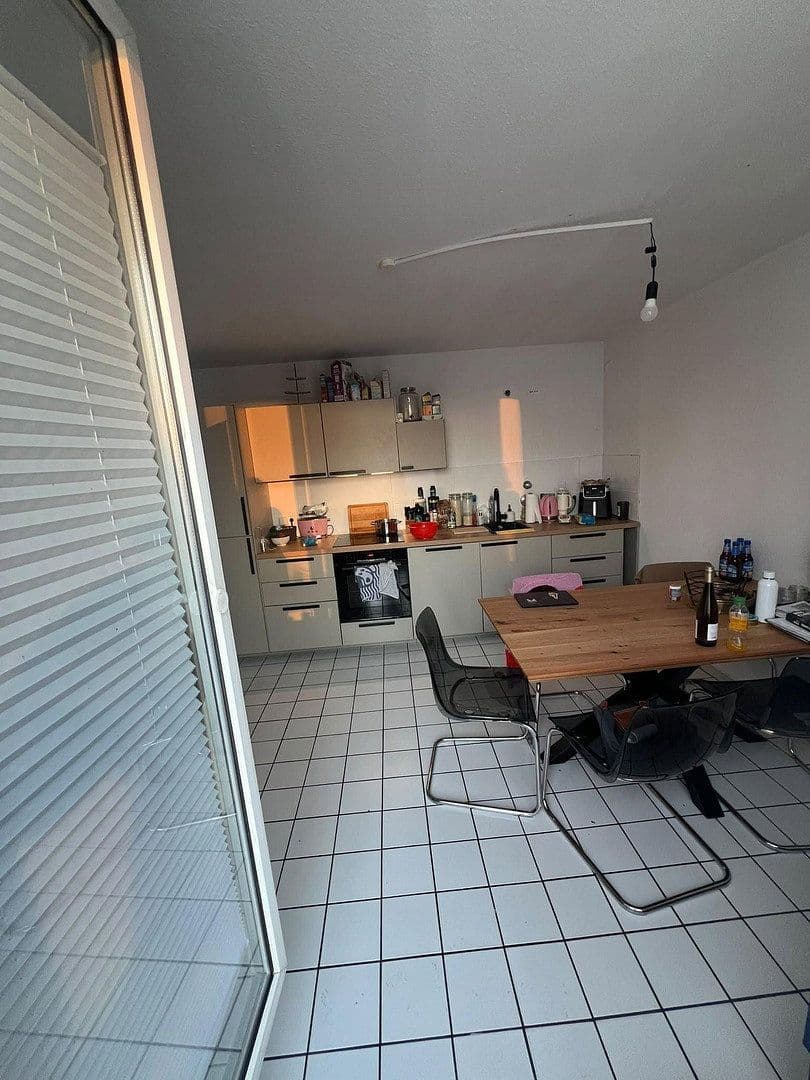 3 bedroom flat to rent, 80 m², Markusstr. 9, Niederkassel, North Rhine-Westphalia 3 bedroom flat to rent, 80 m², Markusstr. 9, Niederkassel, North Rhine-Westphalia