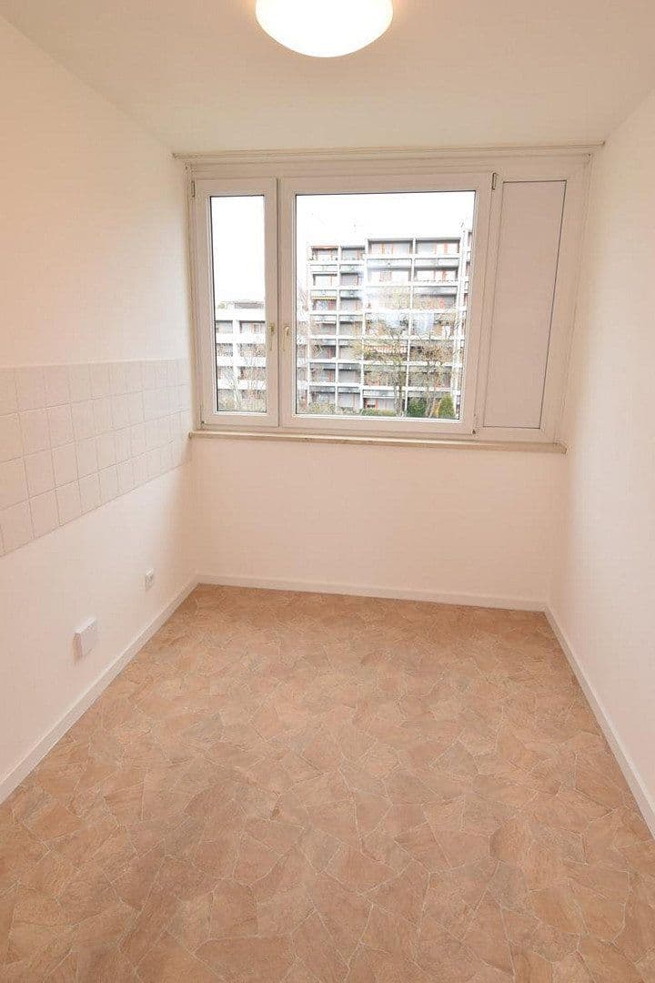 3 bedroom flat to rent, 71 m², Unterhaching München, Bavaria 3 bedroom flat to rent, 71 m², Unterhaching München, Bavaria