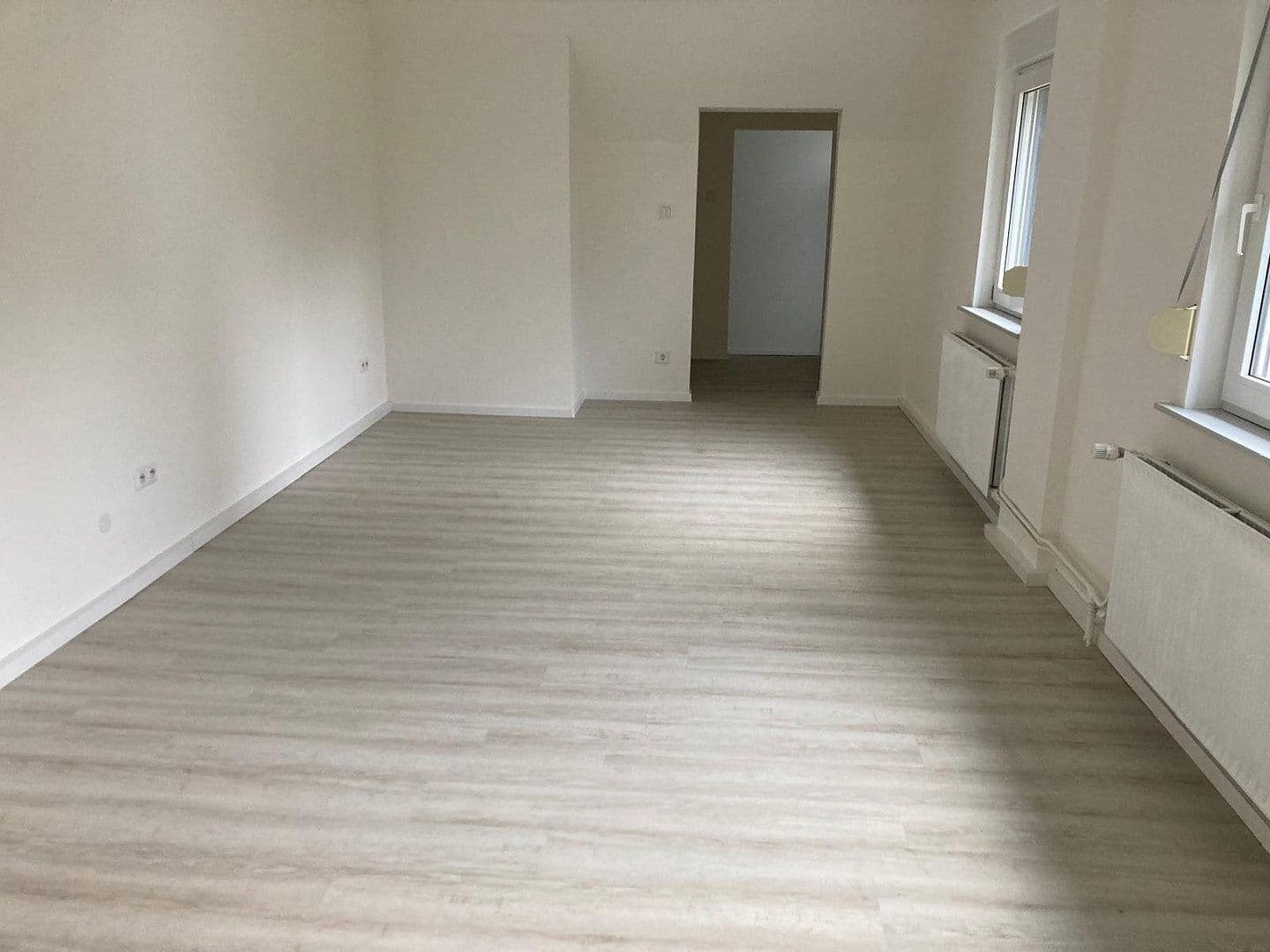 non-residential property to rent, 1,110 m², Siegen, North Rhine-Westphalia non-residential property to rent, 1,110 m², Siegen, North Rhine-Westphalia