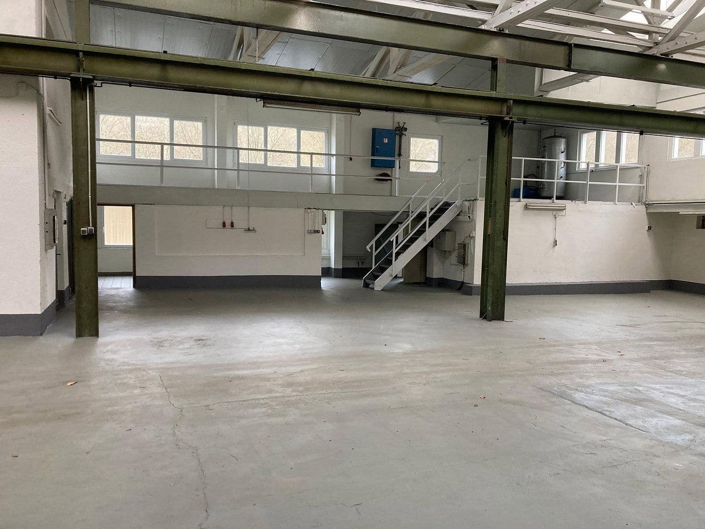 non-residential property to rent, 1,110 m², Siegen, North Rhine-Westphalia non-residential property to rent, 1,110 m², Siegen, North Rhine-Westphalia