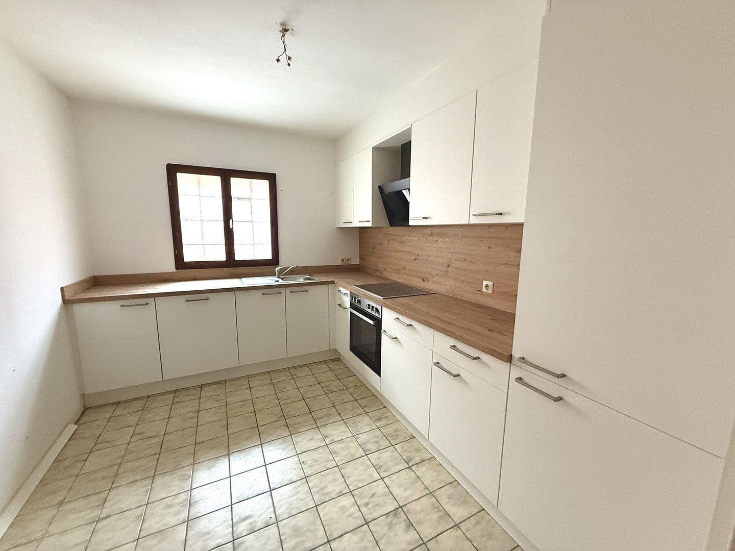 3 bedroom flat to rent, 92 m², Schafgasse 9, Öhringen, Baden-Württemberg 3 bedroom flat to rent, 92 m², Schafgasse 9, Öhringen, Baden-Württemberg