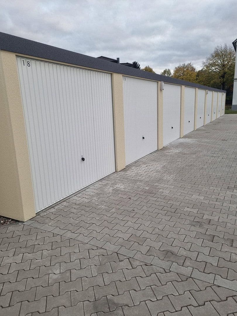 garage to rent, 16 m², Bruchstraße, Lehrte, Lower Saxony garage to rent, 16 m², Bruchstraße, Lehrte, Lower Saxony