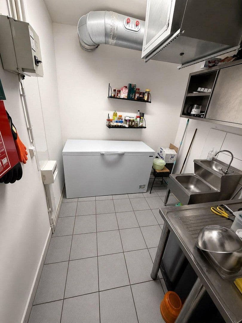 non-residential property to rent, 30 m², Mertensgasse 21-23, Düsseldorf, North Rhine-Westphalia non-residential property to rent, 30 m², Mertensgasse 21-23, Düsseldorf, North Rhine-Westphalia