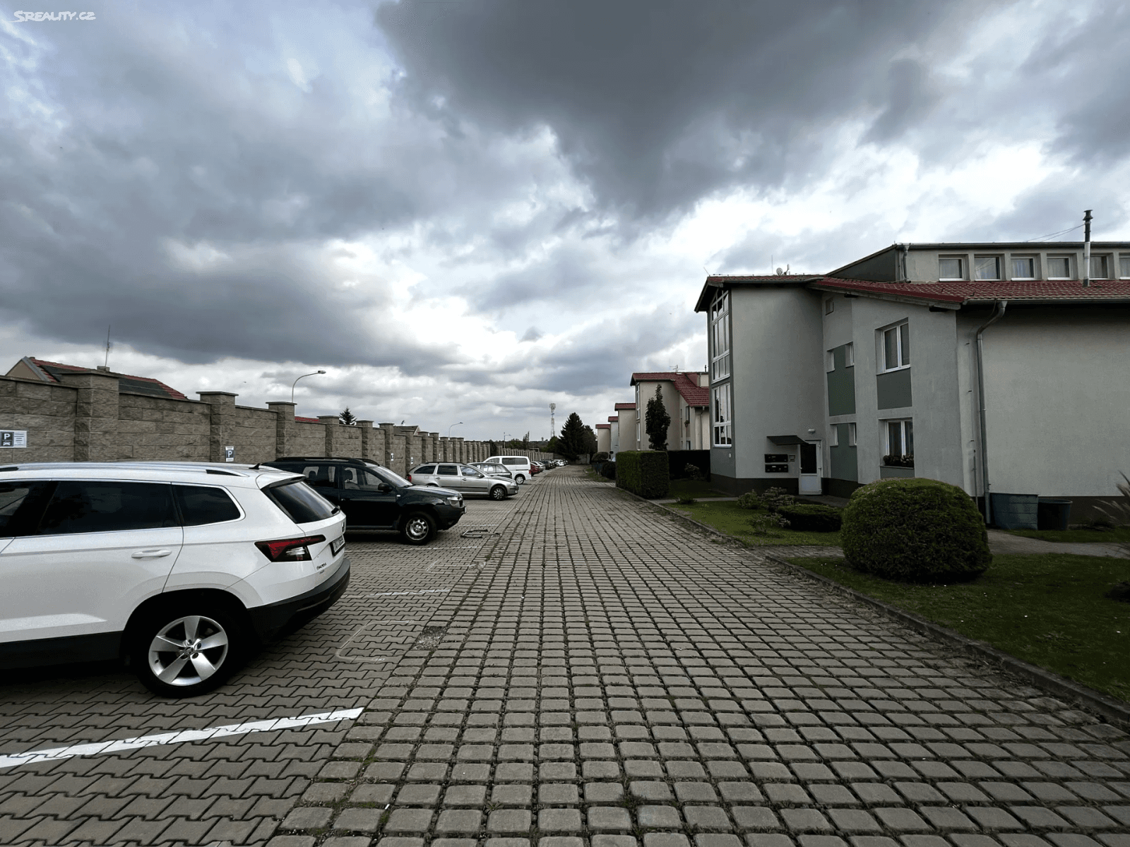 garage to rent, 15 m², Unhošťská, Hostivice, Středočeský Region garage to rent, 15 m², Unhošťská, Hostivice, Středočeský Region