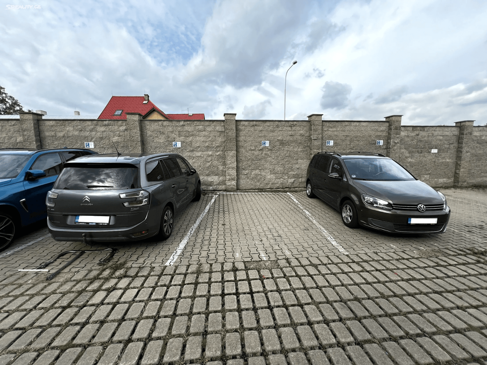 garage to rent, 15 m², Unhošťská, Hostivice, Středočeský Region garage to rent, 15 m², Unhošťská, Hostivice, Středočeský Region