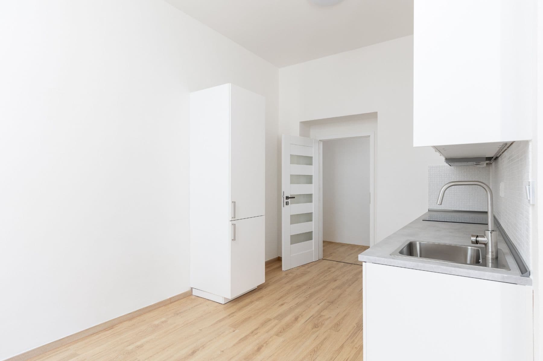 Studio flat to rent, 33 m², Františka Kadlece, Prague, Prague Studio flat to rent, 33 m², Františka Kadlece, Prague, Prague