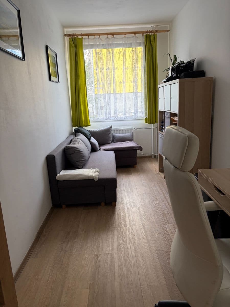 4 bedroom flat to rent, 81 m², Rabštejnská, Plzeň, Plzeňský Region 4 bedroom flat to rent, 81 m², Rabštejnská, Plzeň, Plzeňský Region
