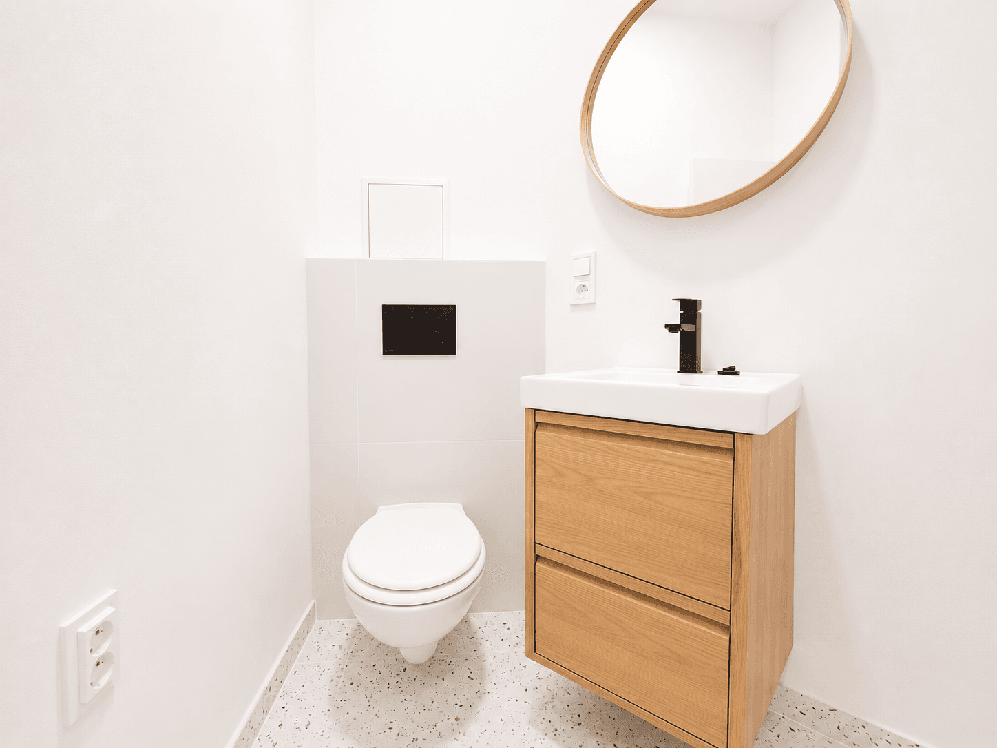 1 bedroom with open-plan kitchen flat for sale, 39 m², Hartigova, Prague, Prague 1 bedroom with open-plan kitchen flat for sale, 39 m², Hartigova, Prague, Prague