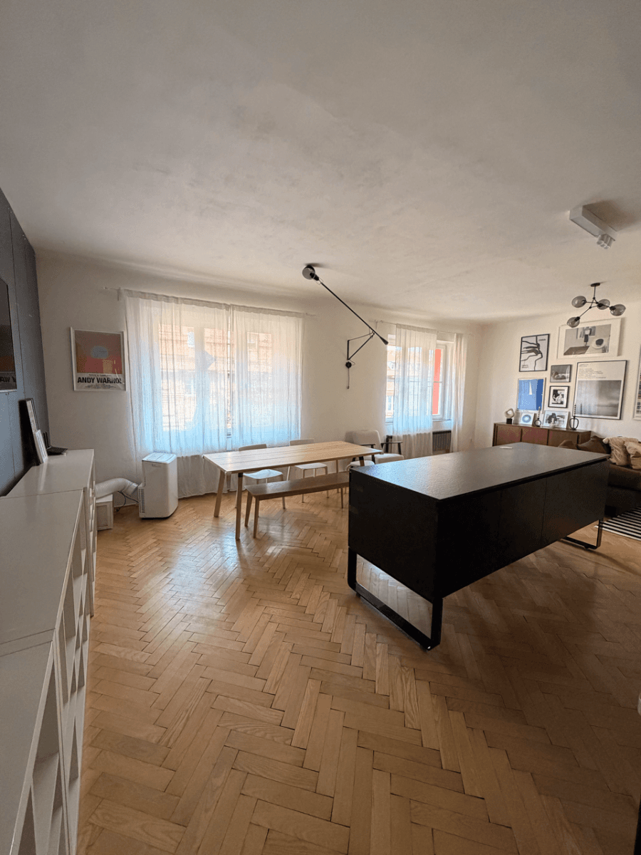 2 bedroom with open-plan kitchen flat to rent, 117 m², Tusarova, Prague, Prague 2 bedroom with open-plan kitchen flat to rent, 117 m², Tusarova, Prague, Prague