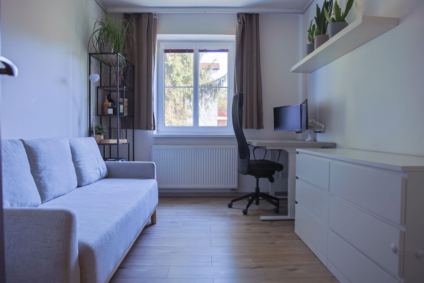 2 bedroom with open-plan kitchen flat to rent, 60 m², Albánská, Prague, Prague 2 bedroom with open-plan kitchen flat to rent, 60 m², Albánská, Prague, Prague