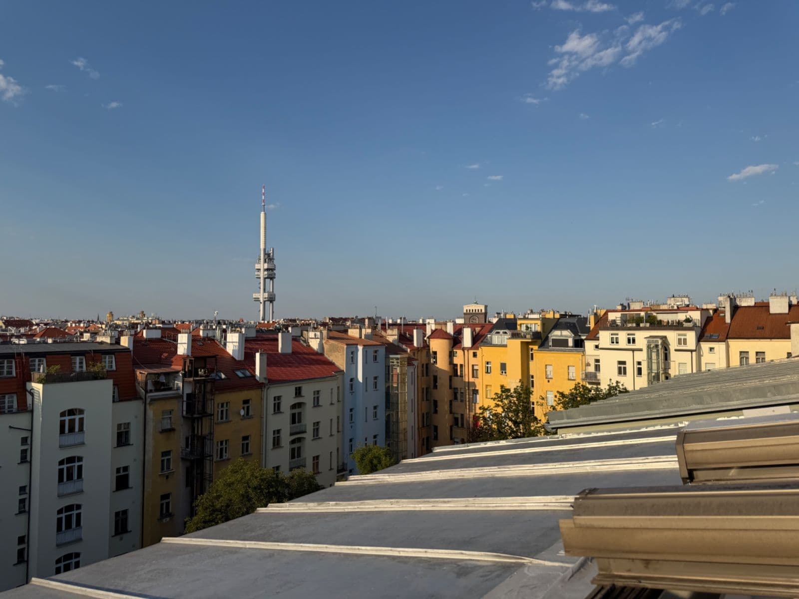 2 bedroom with open-plan kitchen flat to rent, 157 m², Korunní, Prague, Prague 2 bedroom with open-plan kitchen flat to rent, 157 m², Korunní, Prague, Prague