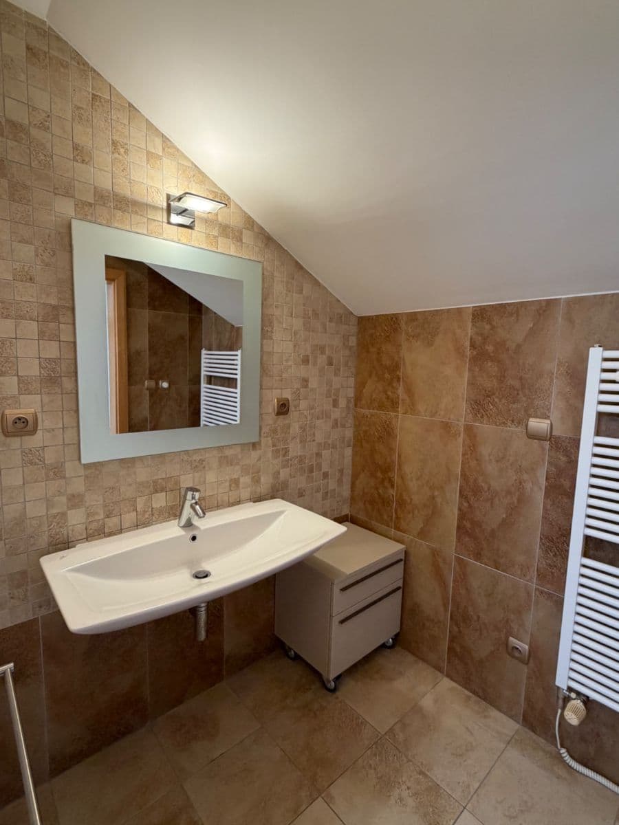 2 bedroom with open-plan kitchen flat to rent, 157 m², Korunní, Prague, Prague 2 bedroom with open-plan kitchen flat to rent, 157 m², Korunní, Prague, Prague