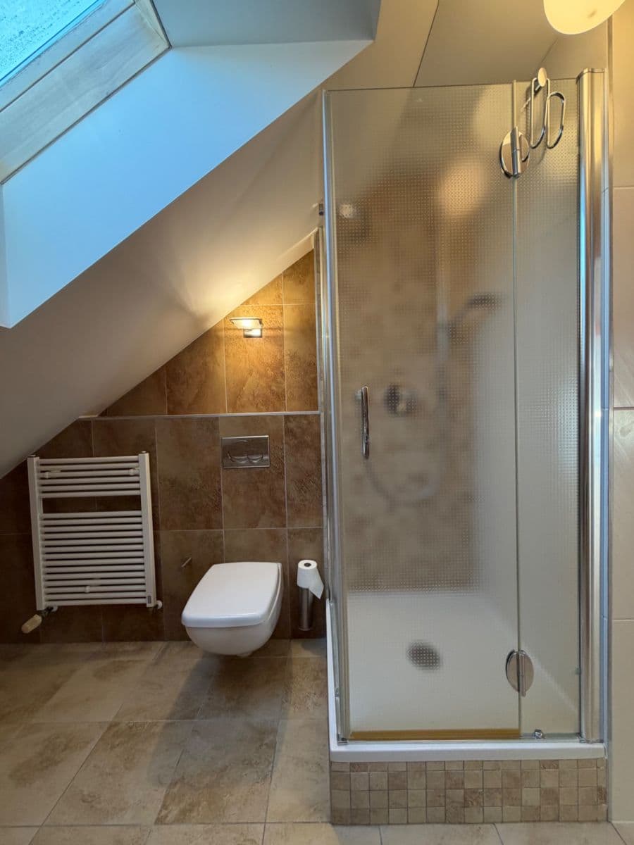 2 bedroom with open-plan kitchen flat to rent, 157 m², Korunní, Prague, Prague 2 bedroom with open-plan kitchen flat to rent, 157 m², Korunní, Prague, Prague