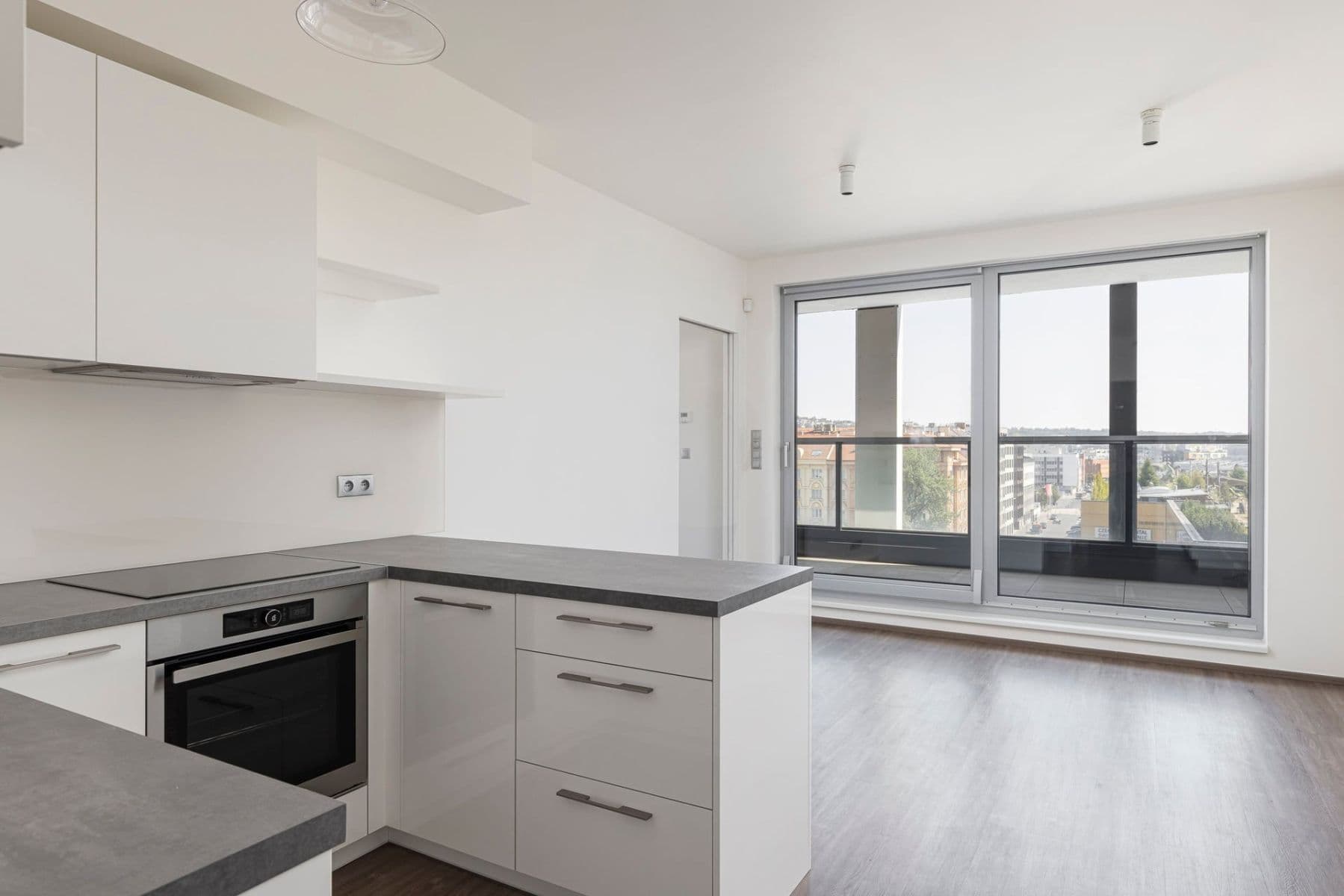 1 bedroom with open-plan kitchen flat to rent, 52 m², Kurta Konráda, Prague, Prague 1 bedroom with open-plan kitchen flat to rent, 52 m², Kurta Konráda, Prague, Prague