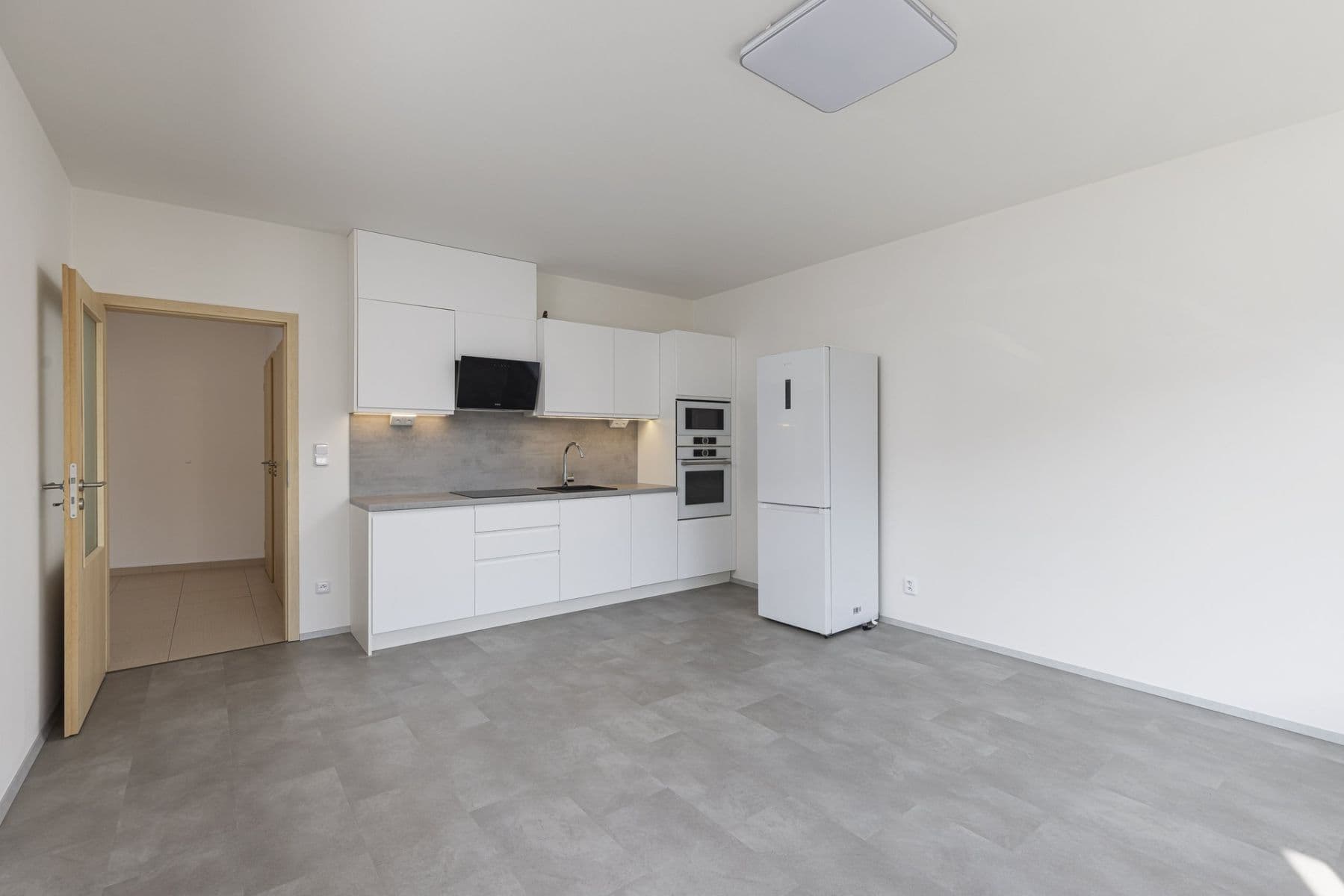 Studio flat to rent, 51 m², Rudolfa Holeky, Prague, Prague Studio flat to rent, 51 m², Rudolfa Holeky, Prague, Prague
