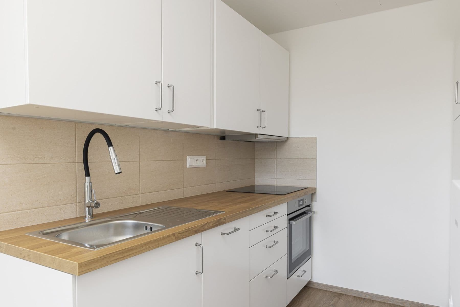 Studio flat to rent, 36 m², Nušlova, Prague, Prague Studio flat to rent, 36 m², Nušlova, Prague, Prague