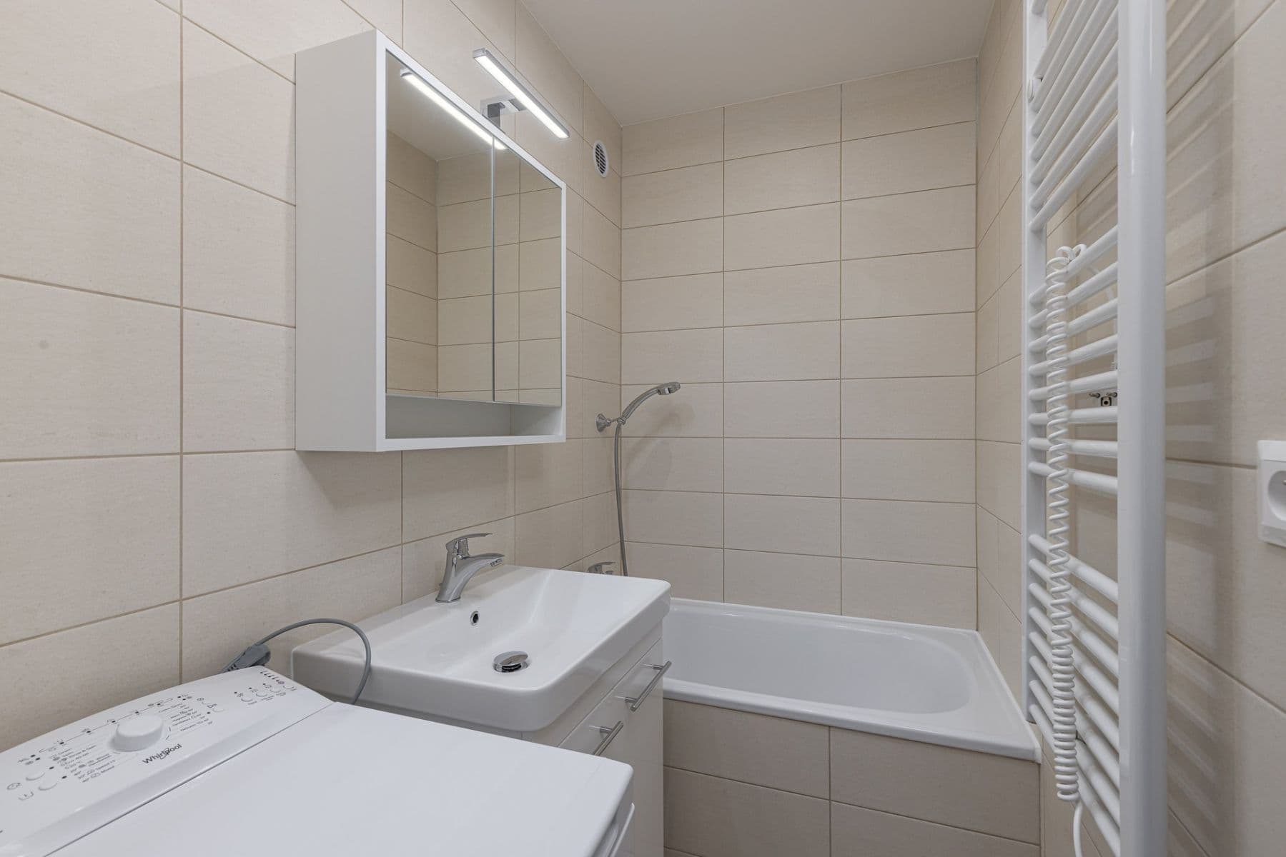 Studio flat to rent, 36 m², Nušlova, Prague, Prague Studio flat to rent, 36 m², Nušlova, Prague, Prague