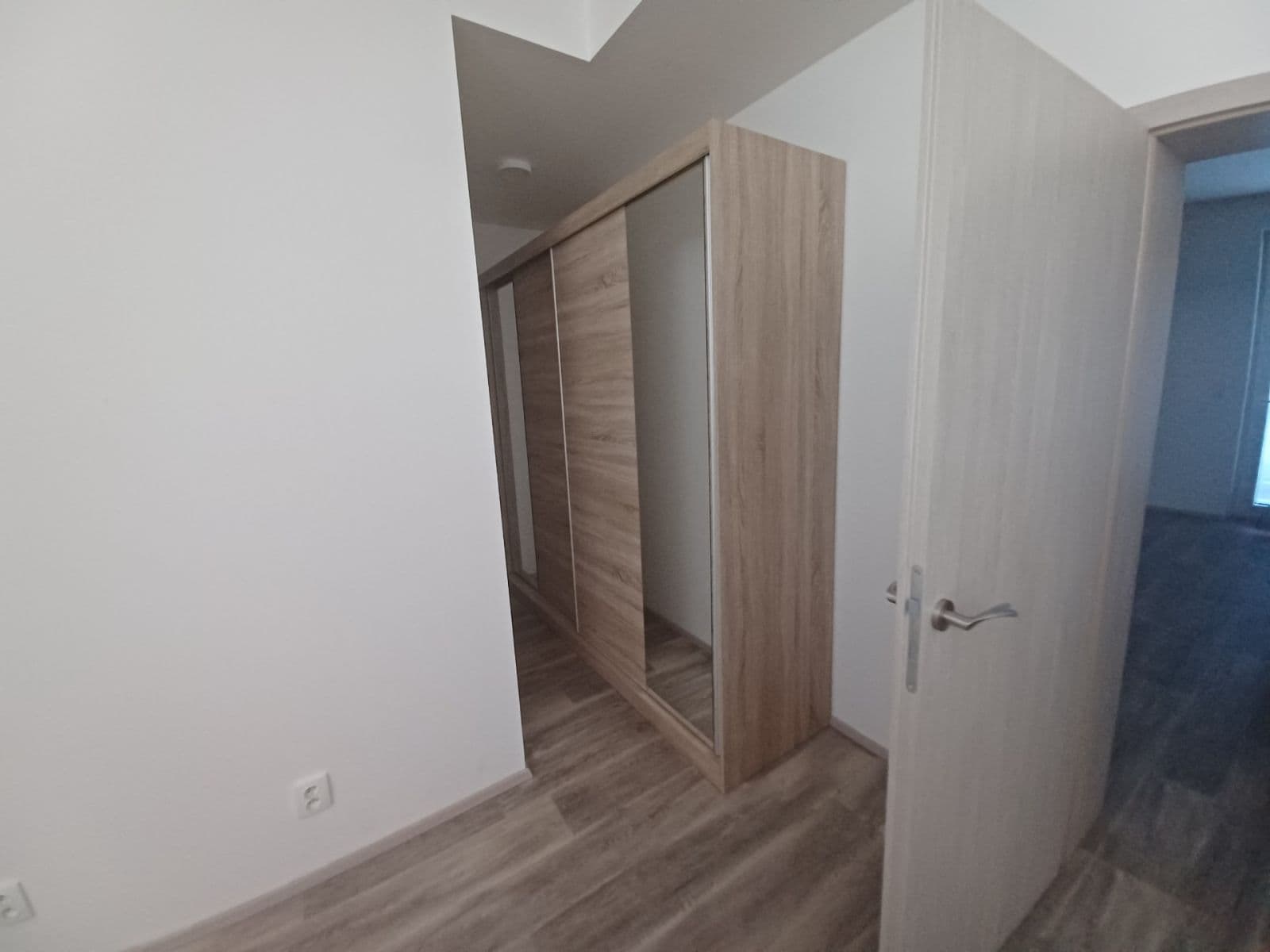 1 bedroom with open-plan kitchen flat to rent, 70 m², Lovčičky, Jihomoravský Region 1 bedroom with open-plan kitchen flat to rent, 70 m², Lovčičky, Jihomoravský Region