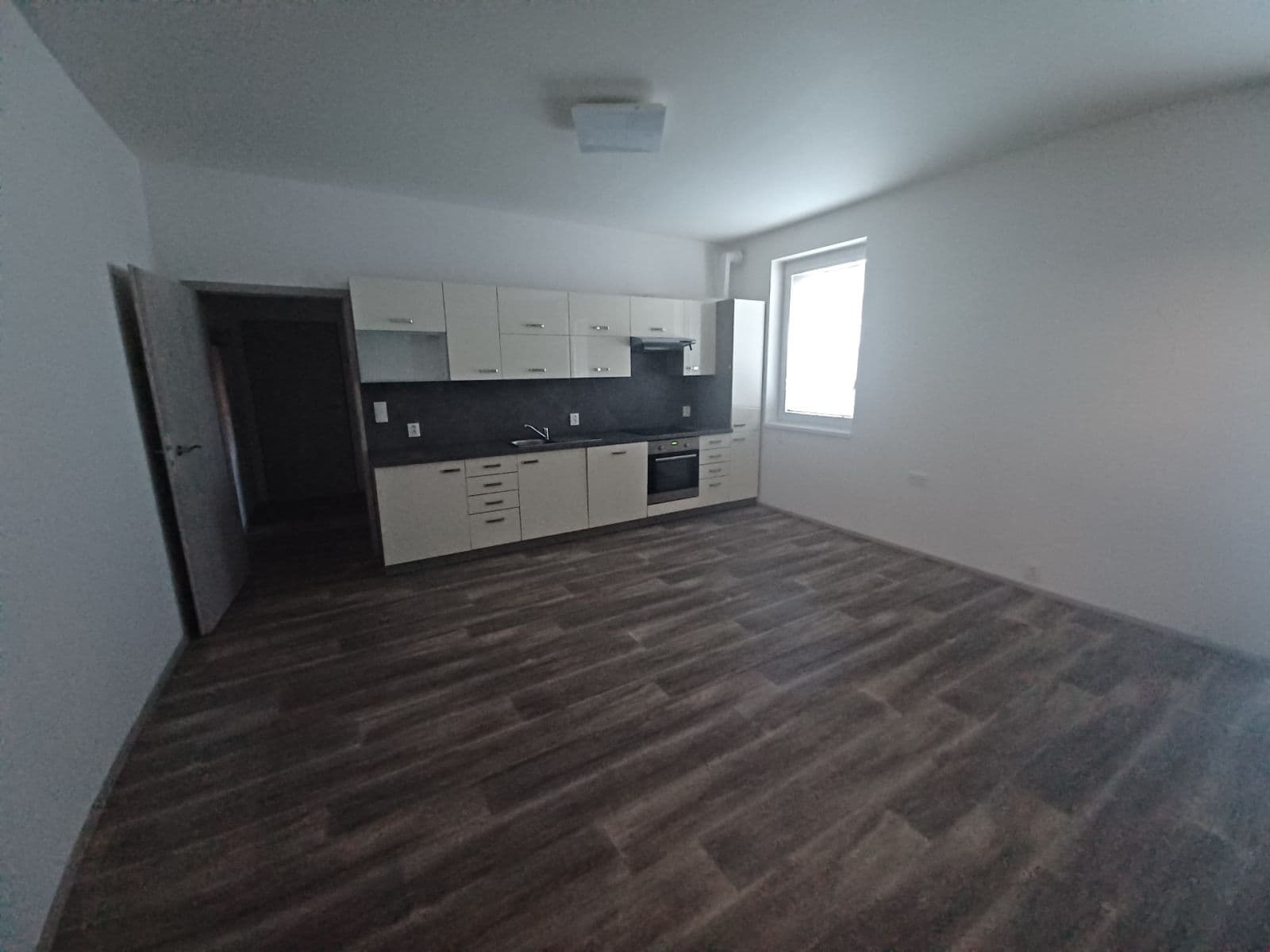 1 bedroom with open-plan kitchen flat to rent, 70 m², Lovčičky, Jihomoravský Region 1 bedroom with open-plan kitchen flat to rent, 70 m², Lovčičky, Jihomoravský Region