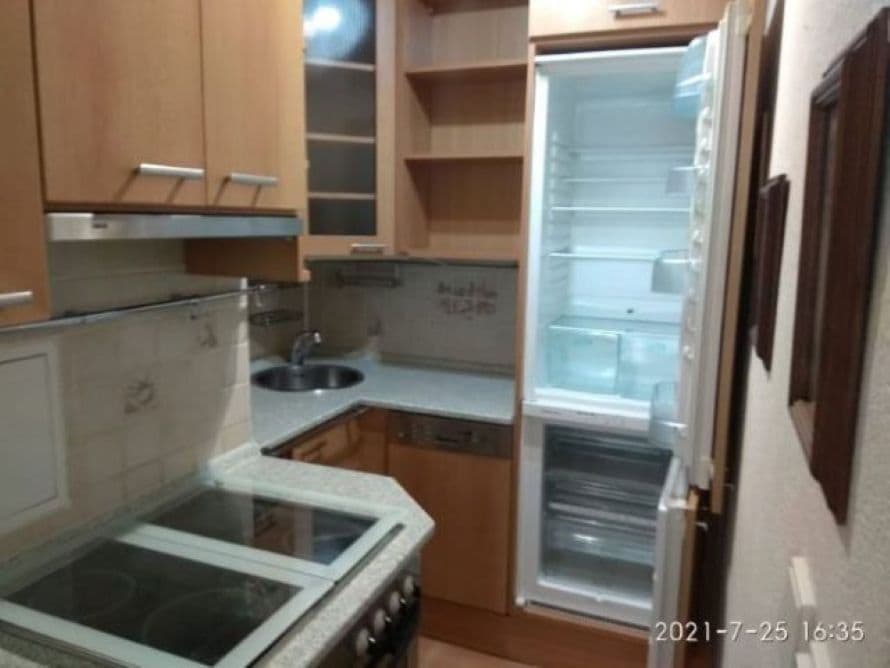 1 bedroom with open-plan kitchen flat to rent, 40 m², Makovského, Prague, Prague 1 bedroom with open-plan kitchen flat to rent, 40 m², Makovského, Prague, Prague